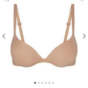 BRAND NEW SKIMS ULTIMATE BRA